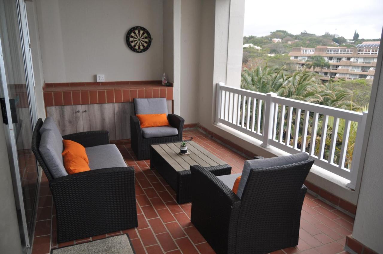 68 Laguna La Crete Apartment Uvongo Beach Exterior photo