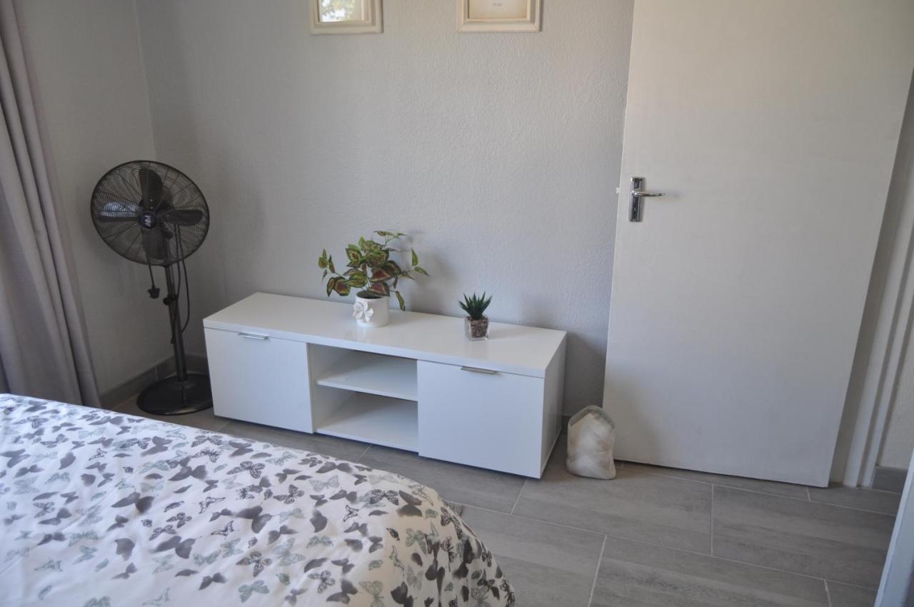 68 Laguna La Crete Apartment Uvongo Beach Exterior photo